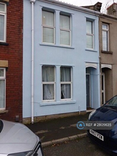 2 Bedroom Terraced House To Rent In Birdwell Road, Long Ashton, Bristol, BS41