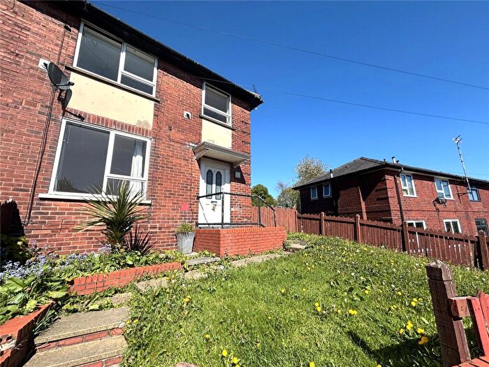 3 Bedroom Semi-Detached House To Rent In Welbeck Road, Rochdale, Greater Manchester, OL16