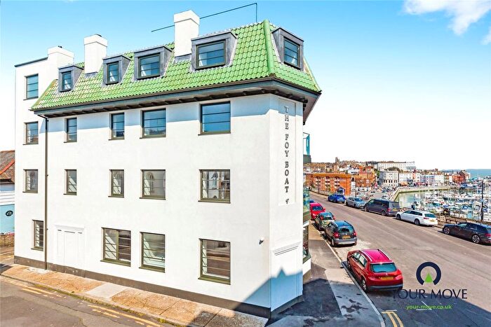2 Bedroom Flat To Rent In Sion Hill, Ramsgate, Kent, CT11