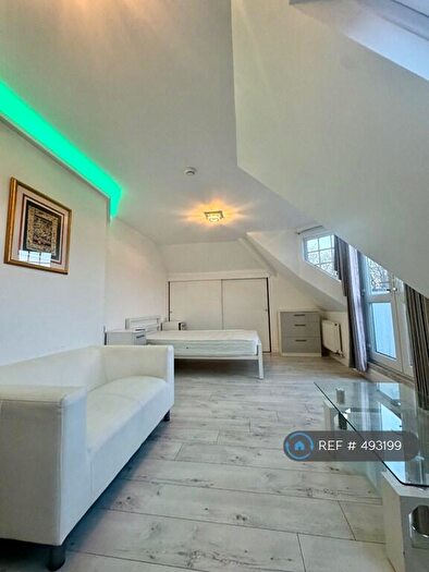 Studio To Rent In Studio Available Now - Pearson Park Apartments, Hull, HU5