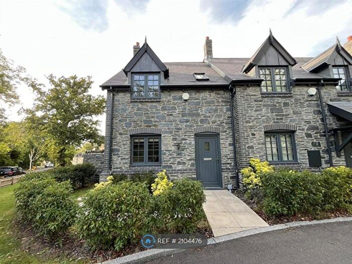 2 Bedroom Semi-Detached House To Rent In Briscoe Lane, Loughborough, LE12