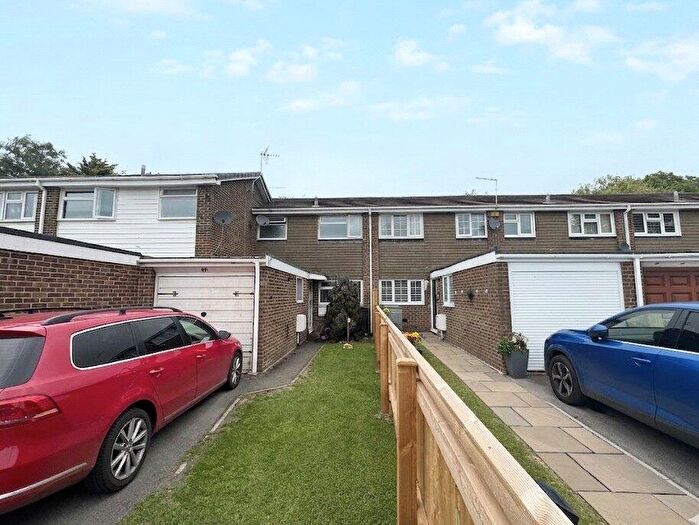 2 Bedroom Terraced House To Rent In Peregine Close, Covingham, Swindon, Wiltshire, SN3