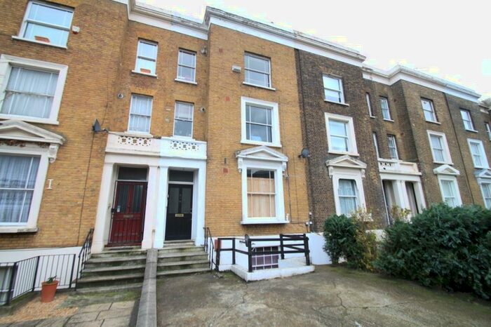 1 Bedroom Apartment To Rent In Lewisham Way, London, SE14