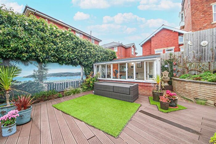 3 Bedroom Detached Bungalow For Sale In Westbourne Road, Southport, PR8