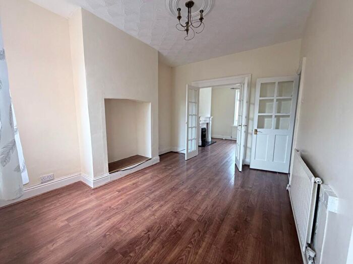2 Bedroom Terraced House To Rent In Shadyside, Hexthorpe, DN4