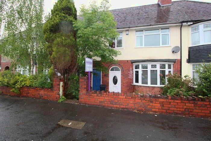 3 Bedroom Semi-Detached House To Rent In Bell Street, Pensnett, Brierley Hill, DY5