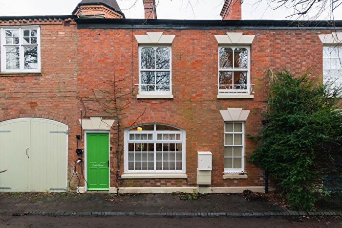 3 Bedroom Terraced House For Sale In Portland Towers, Stoneygate, LE2