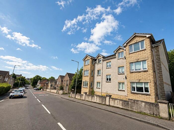 2 Bedroom Flat To Rent In Commonside Street, Airdrie, North Lanarkshire, ML6
