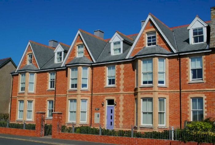 2 Bedroom Flat To Rent In Summerleaze Crescent, Bude, EX23