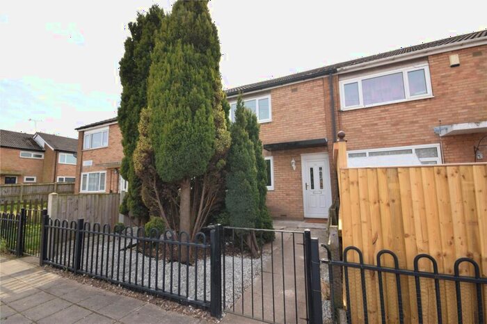 2 Bedroom Town House To Rent In Farndale Terrace, Leeds, LS14