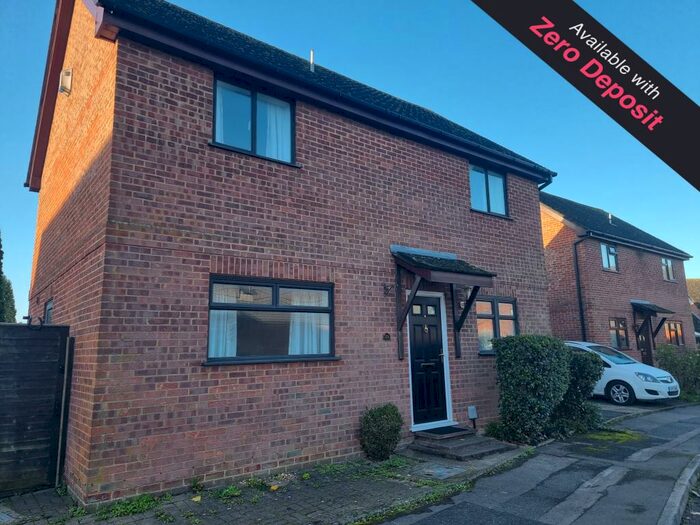 4 Bedroom Detached House To Rent In Bishops Mead, Laverstock, Salisbury, SP1