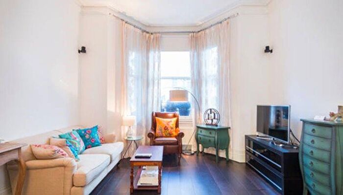 2 Bedroom Apartment To Rent In Finborough Road, SW10