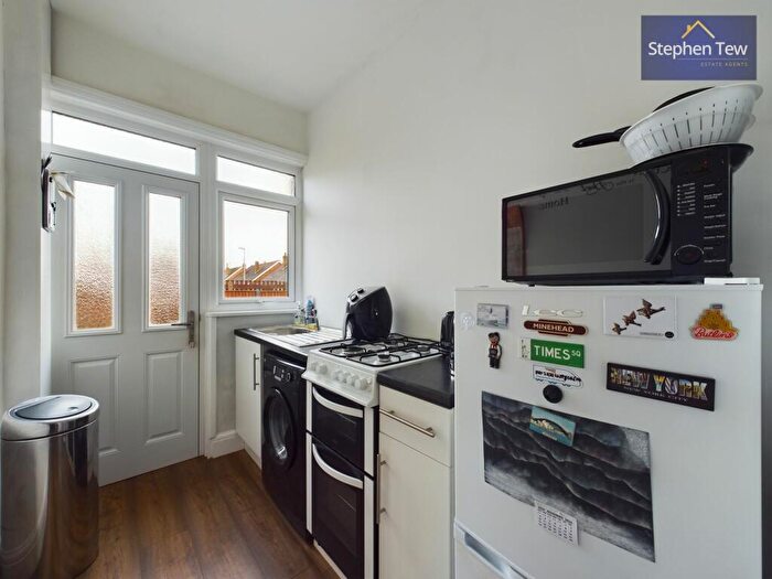 3 Bedroom End Of Terrace House For Sale In Garton Avenue, Blackpool, FY4
