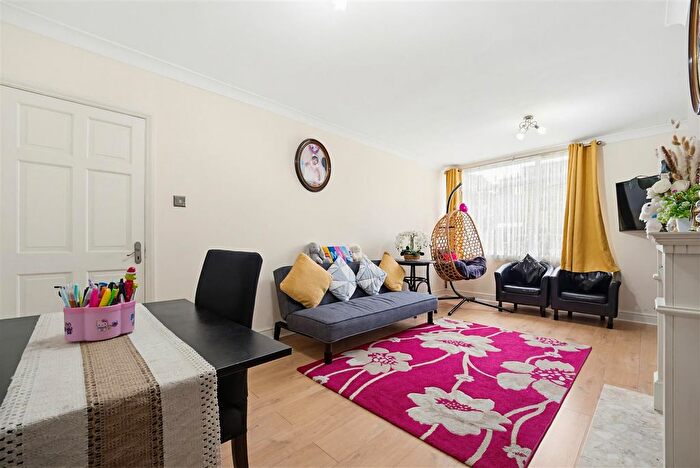 4 Bedroom Terraced House For Sale In Friendship Walk, Northolt, UB5