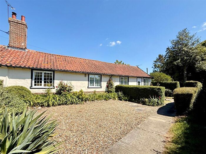 2 Bedroom Bungalow For Sale In The Tye, Barking, Ipswich, IP6