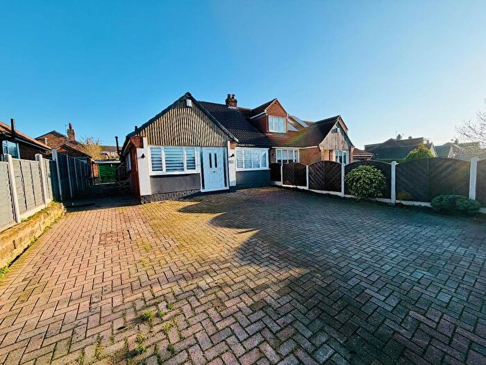 4 Bedroom Semi-detached Bungalow For Sale In Wheatlands, Great Ayton, Middlesbrough, TS9