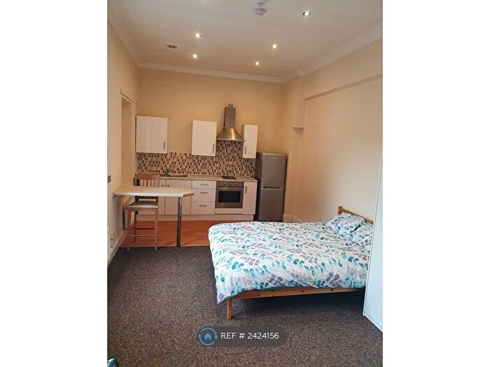 Studio To Rent In The Limes, Nottingham, NG5