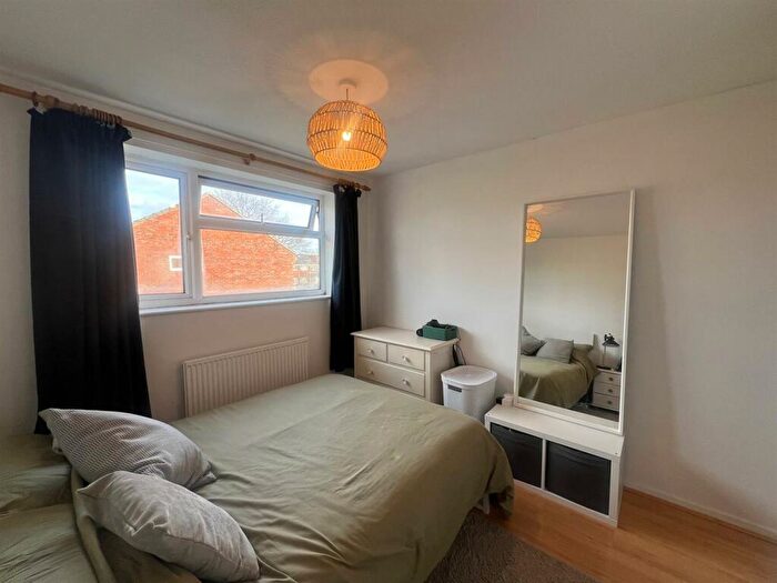 1 Bedroom Flat To Rent In Forth Close, Fareham, PO14
