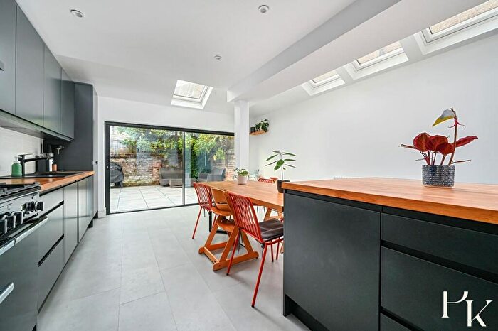 3 Bedroom Terraced House To Rent In Tamworth Road, Hove, BN3