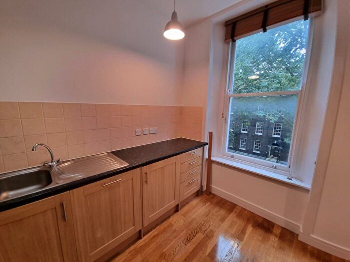 1 Bedroom Flat To Rent In Grays Inn Road, London, WC1X