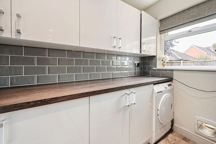 3 Bedroom Semi-Detached House For Sale In Richborough Way, Kingsnorth, TN23