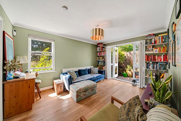 1 Bedroom Flat For Sale In Elderwood Place, London, SE27