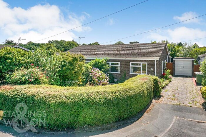 2 Bedroom Semi-Detached Bungalow For Sale In Page Road, Brundall, Norwich, NR13