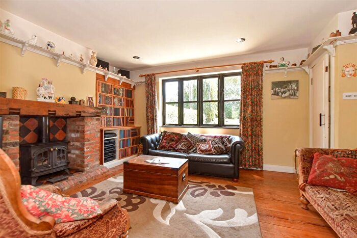 4 Bedroom Semi-Detached House For Sale In London Road, Abridge, Romford, Essex, RM4