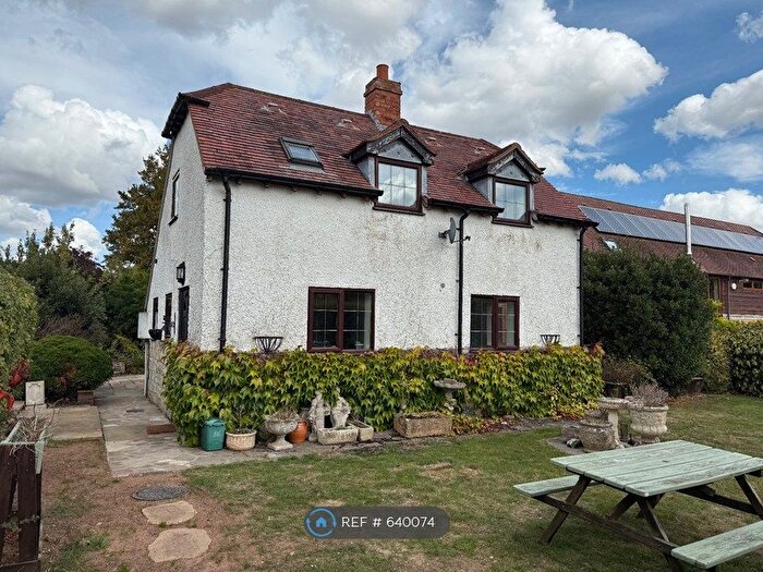 2 Bedroom Semi-Detached House To Rent In Wixford Road, Alcester, B50