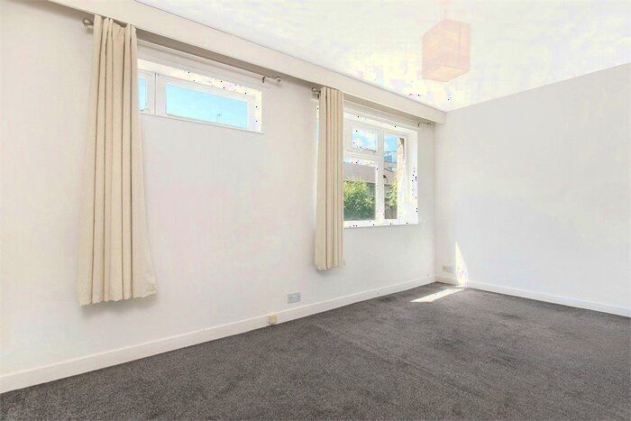 1 Bedroom Flat To Rent In Arnold Estate, Druid Street, London, SE1