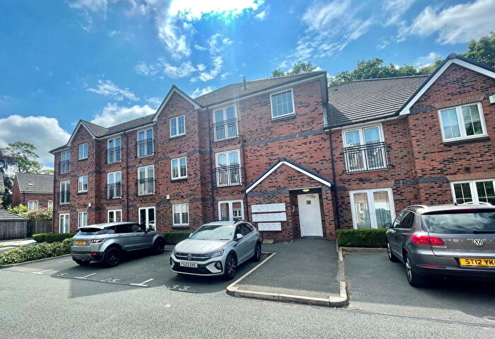 2 Bedroom Flat To Rent In Pepper Close, Manchester, M22