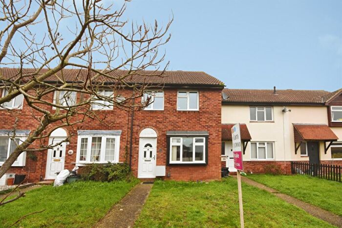 3 Bedroom Terraced House For Sale In Wilkinsons Mead, Chelmer Village, Chelmsford, CM2