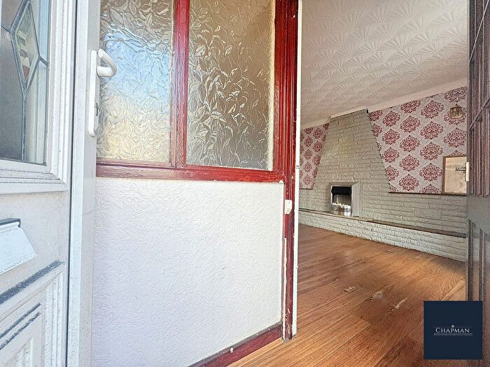 3 Bedroom End Terrace House For Sale In Tyntyla Road, Tonypandy, CF40