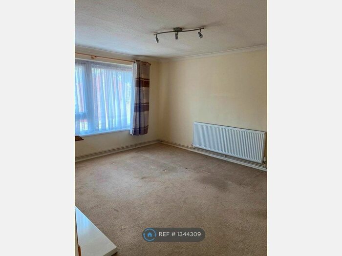 1 Bedroom Flat To Rent In Pengarth Road, Bexley, DA5