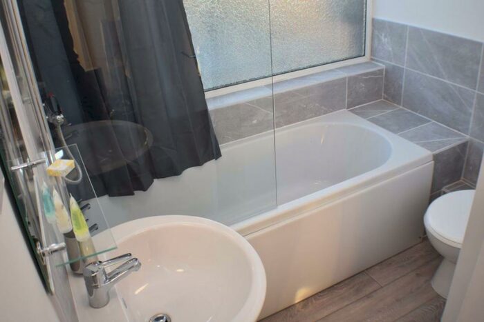 3 Bedroom Maisonette To Rent In Malting Square, Yaxley, Peterborough, PE7