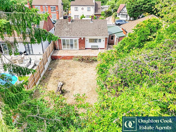 2 Bedroom Bungalow For Sale In Parrotts Grove, Coventry, CV2