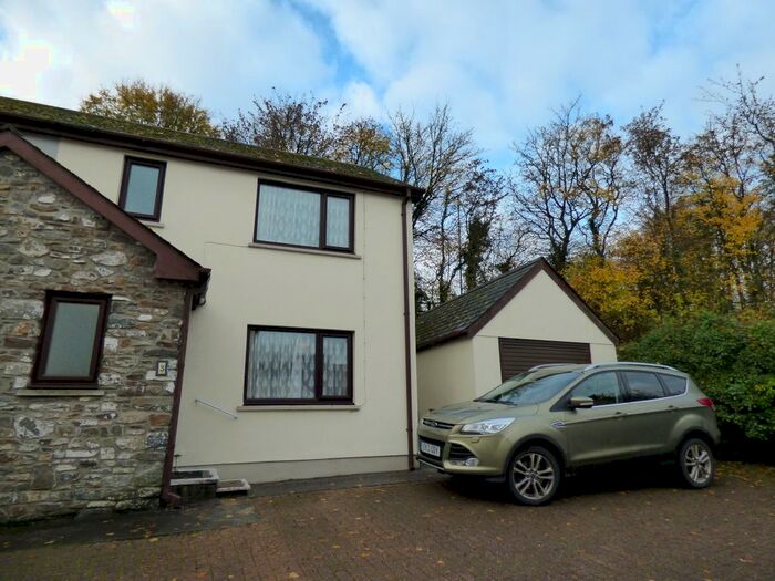 2 Bedroom Semi-Detached House To Rent In Ty Gwyn Court, Johnstown, Carmarthen, SA31