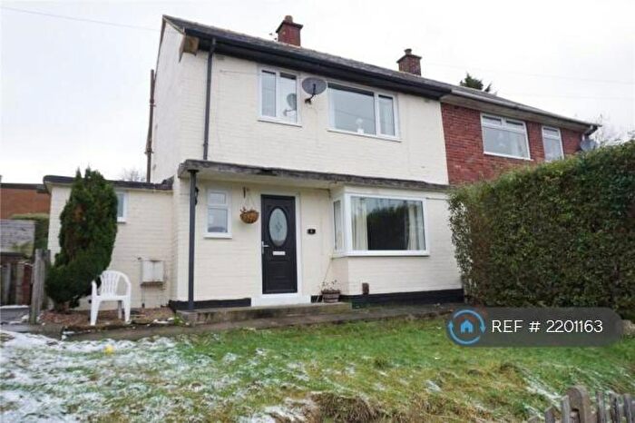 3 Bedroom Semi-Detached House To Rent In Bracken Bank Avenue, Keighley, BD22