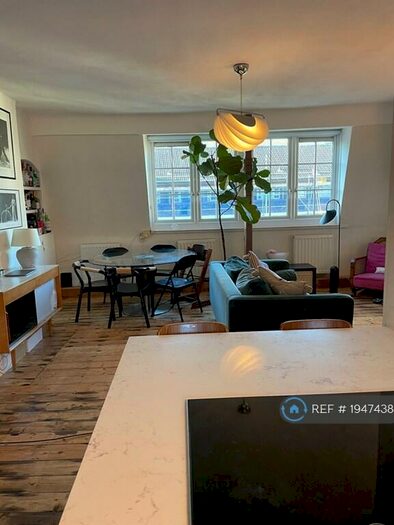 2 Bedroom Flat To Rent In Old St, London, EC1V