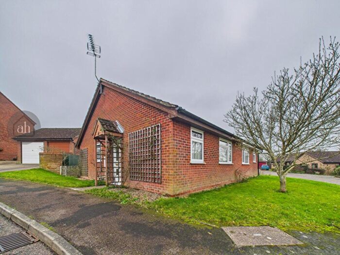 2 Bedroom Semi-Detached Bungalow For Sale In Wheatfields, Rickinghall, Diss, IP22