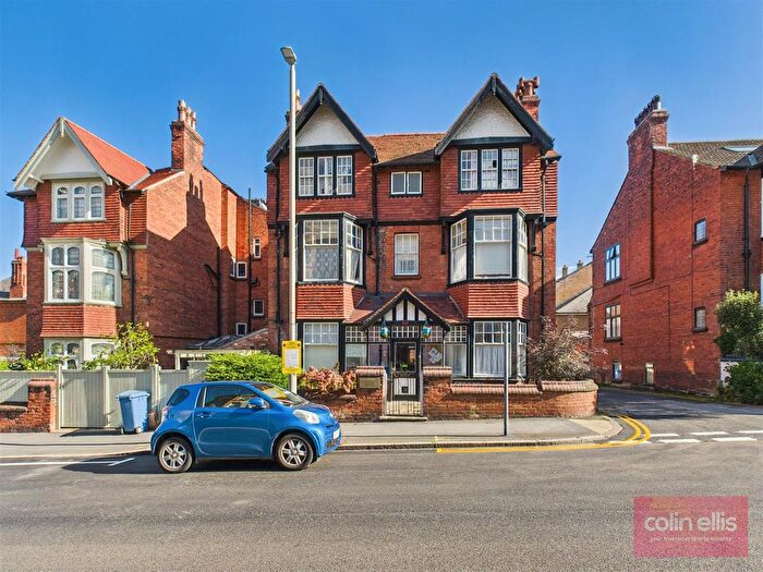 Detached House For Sale In West Street, Scarborough, YO11
