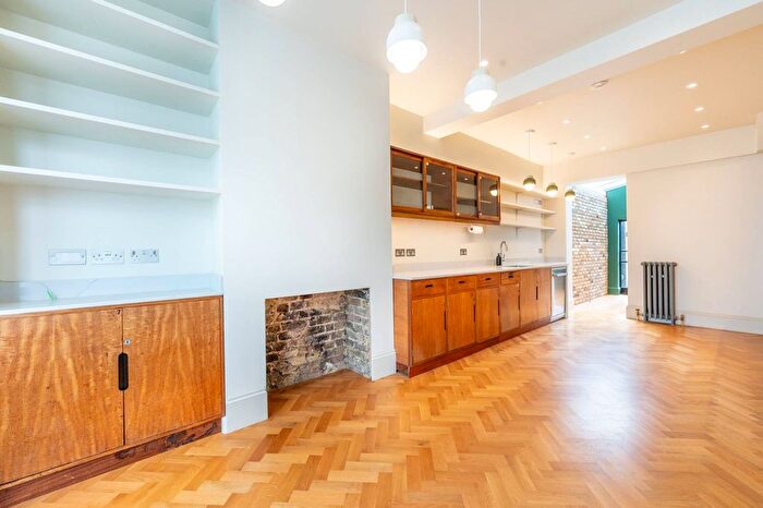 4 Bedroom Terraced House To Rent In Hubert Road, East Ham, London, E6