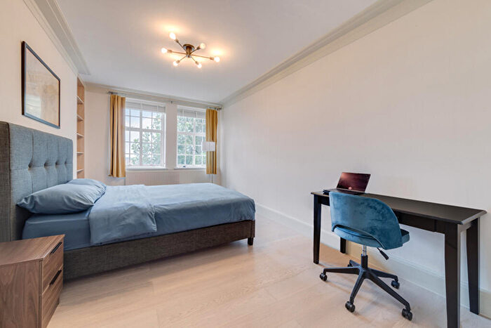 3 Bedroom Flat To Rent In Hillside Court, Finchley Road, NW3