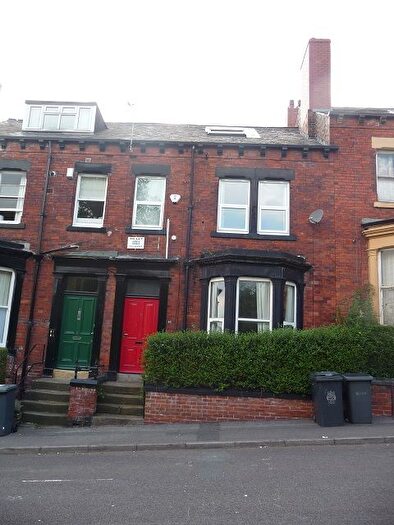 3 Bedroom Property To Rent In Hanover Square, Leeds, LS3