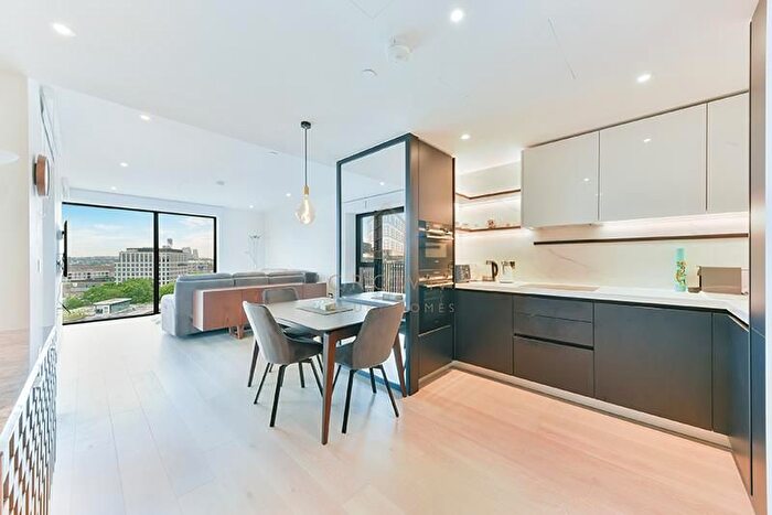 2 Bedroom Flat To Rent In Westmont Apartments - Th Floor, White City, W12