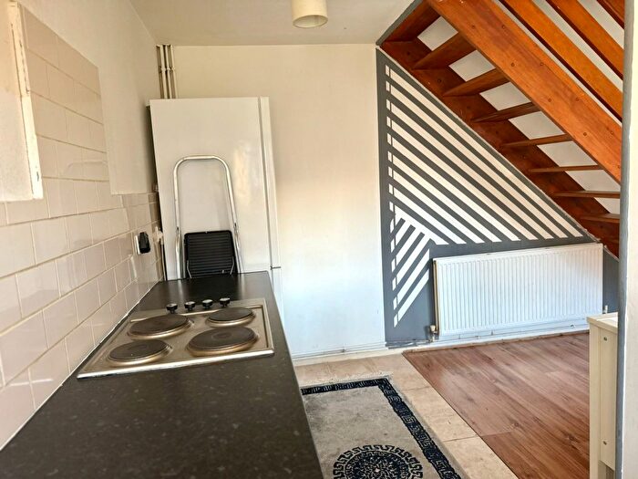1 Bedroom End Of Terrace House For Sale In Clark Street, Edgbaston, Birmingham, B16