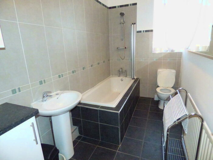 2 Bedroom Flat To Rent In Warton Terrace, Heaton, NE6