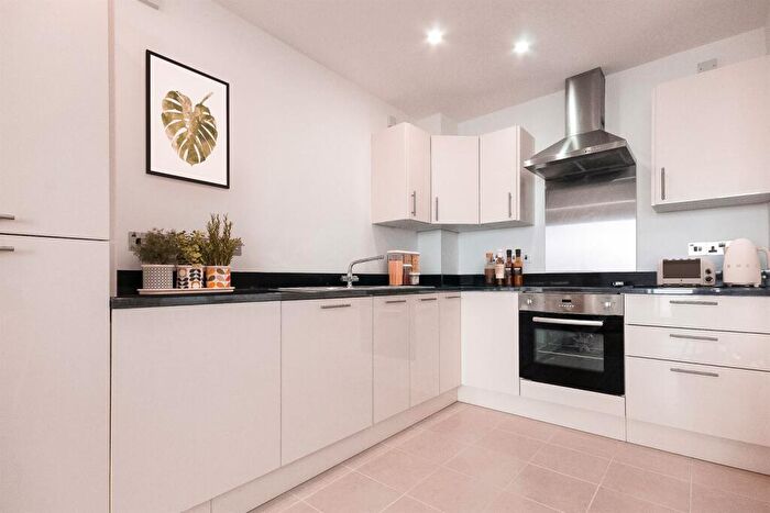 1 Bedroom Flat To Rent In One Eighty Stratford, London, E15