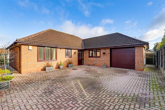3 Bedroom Detached Bungalow For Sale In Briar Gardens, Calverton, Nottinghamshire, NG14