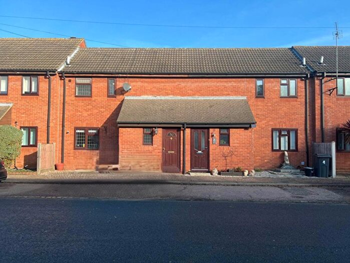 2 Bedroom Terraced House To Rent In Britannia Road, Brentwood, CM14